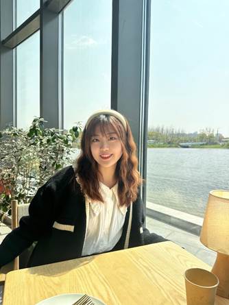 潘舒园——班主任先进事迹简述